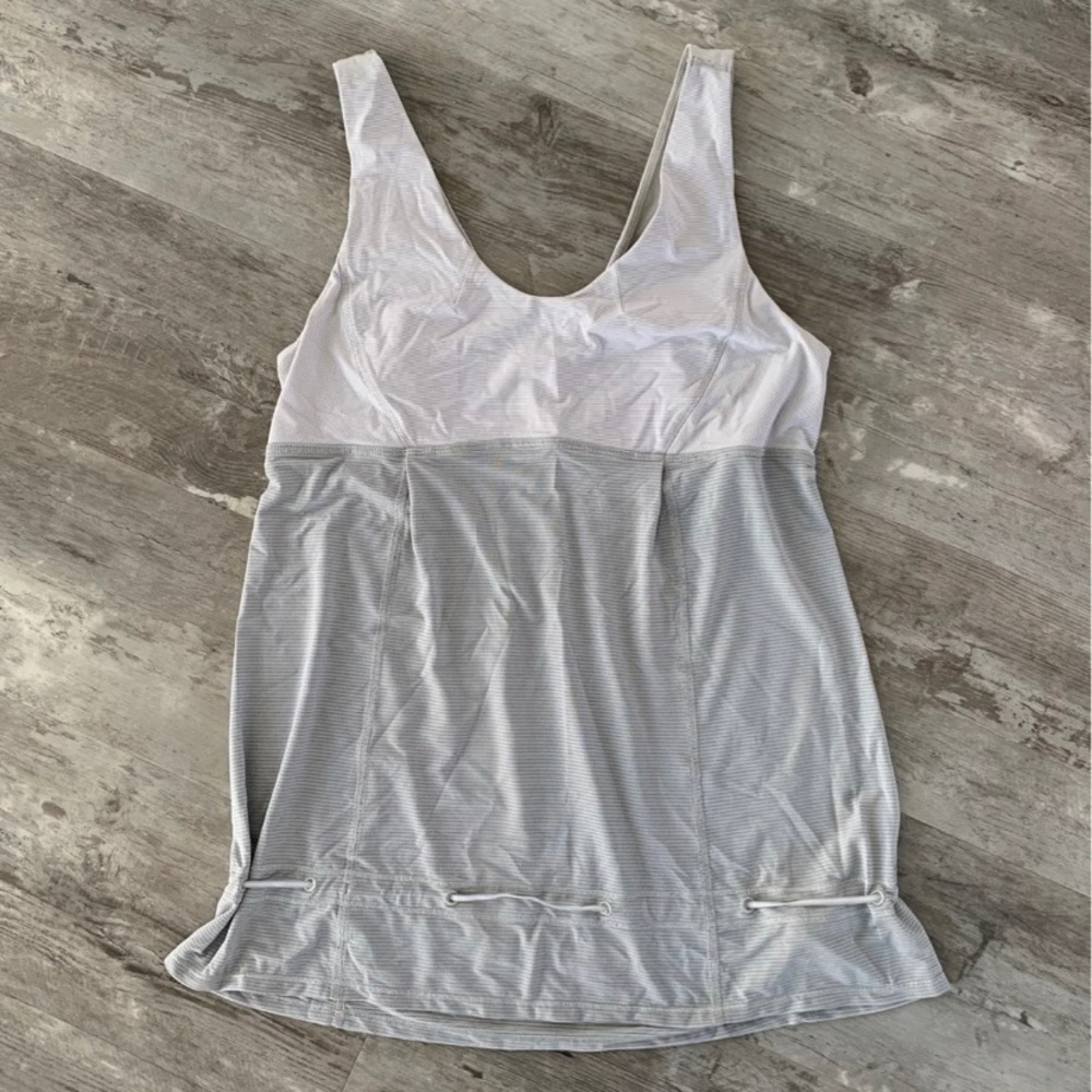 Lululemon tank